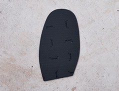 ゴム半張り （ビブラム＃7673/黒/合成ゴム）